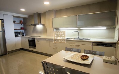 Nice and spacious apartment in the port of Altea with beautiful views.